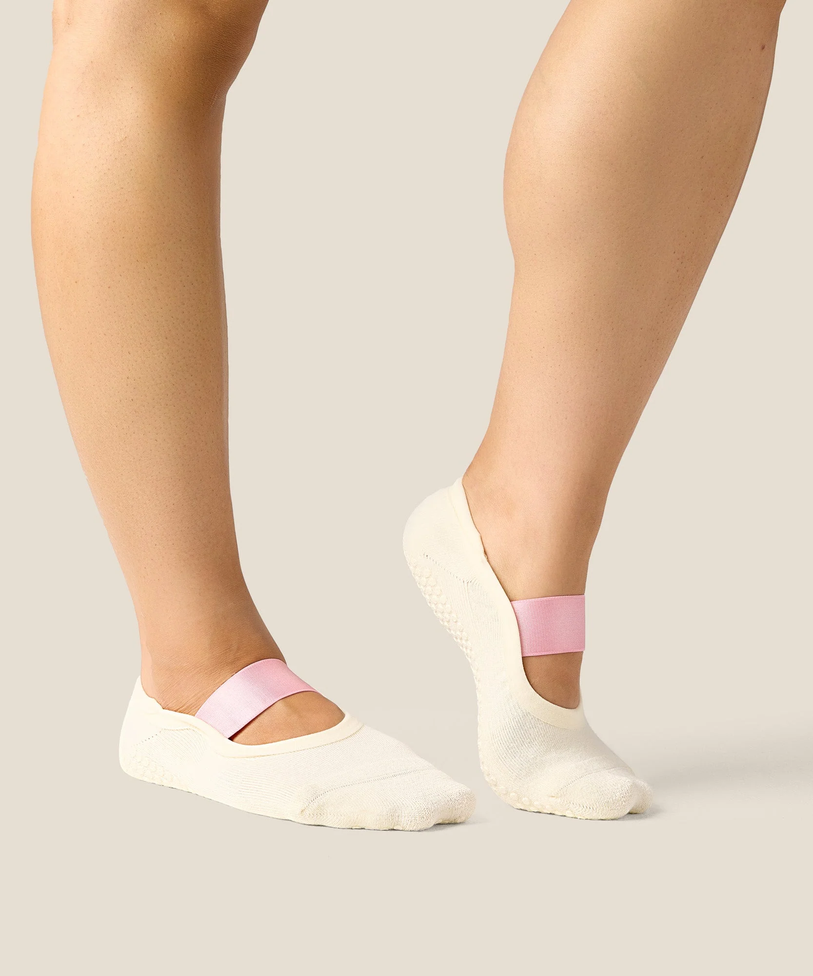 Ballet Grip Socks - Satin Sandy
