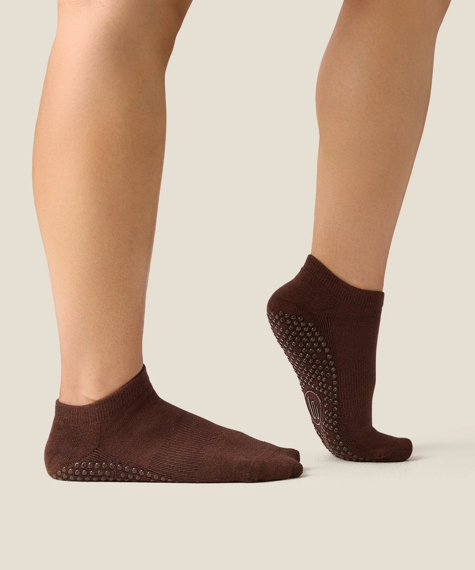 Low Rise Grip Socks - Espresso - Image 3