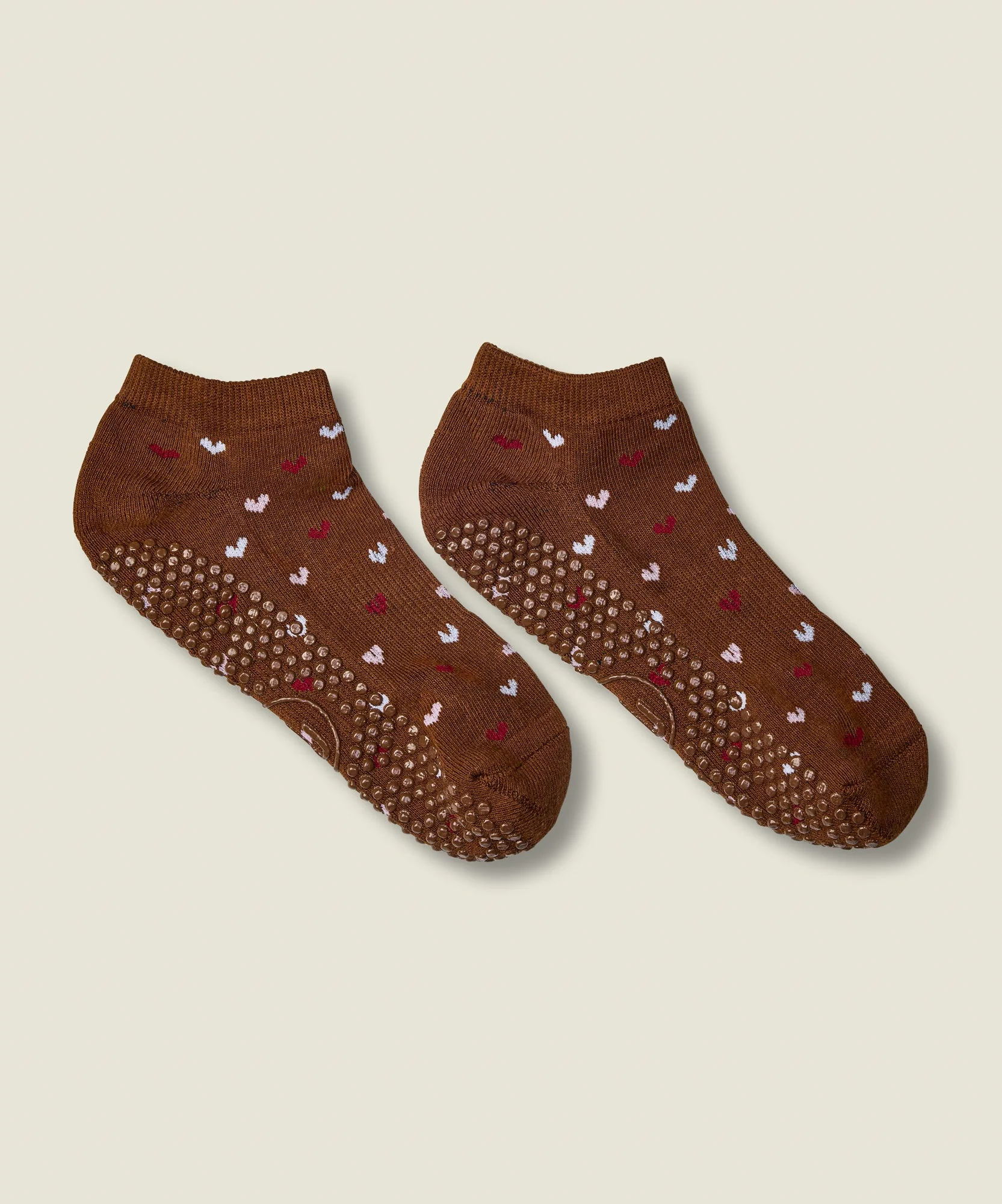 Low Rise Grip Socks - Hearts Aflutter Brown - Image 3