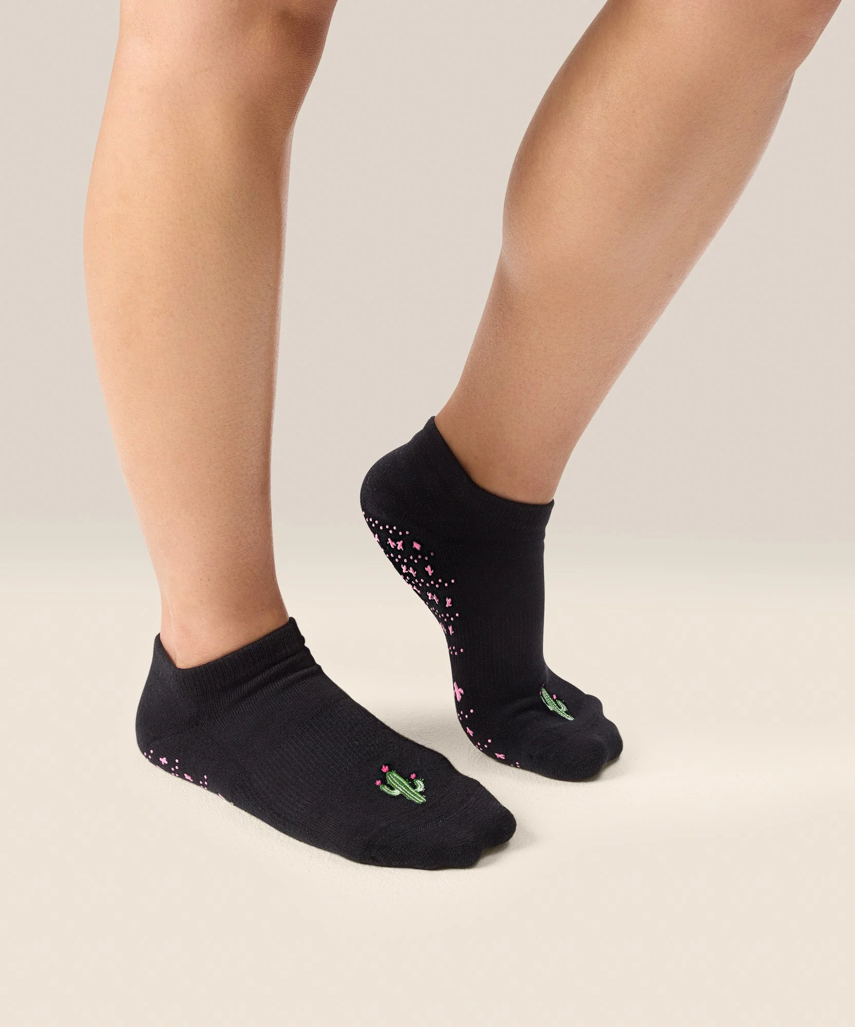 Low Rise Grip Socks - Señorita Spike - Image 3