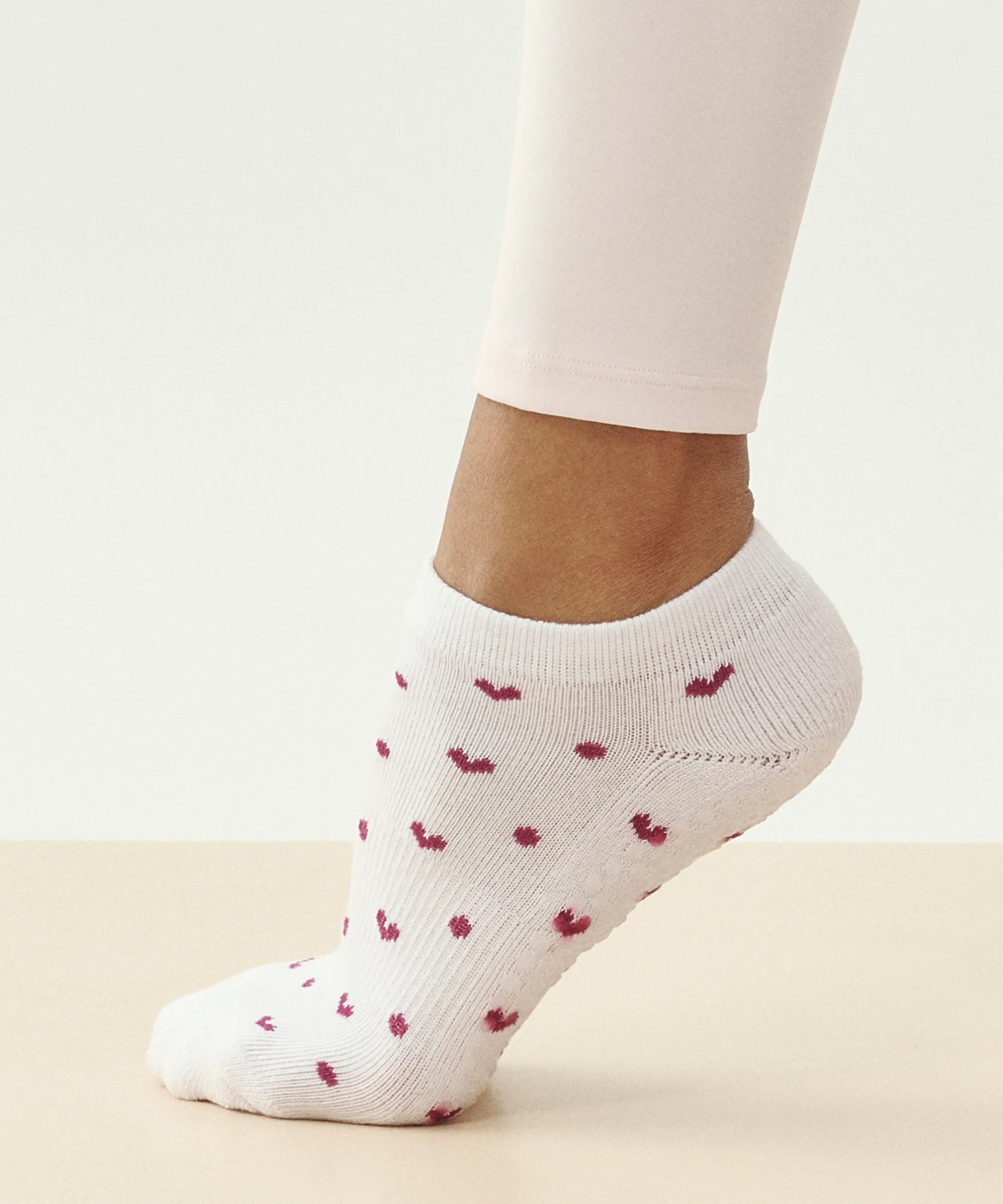 Low Rise Grip Socks - Speckled White